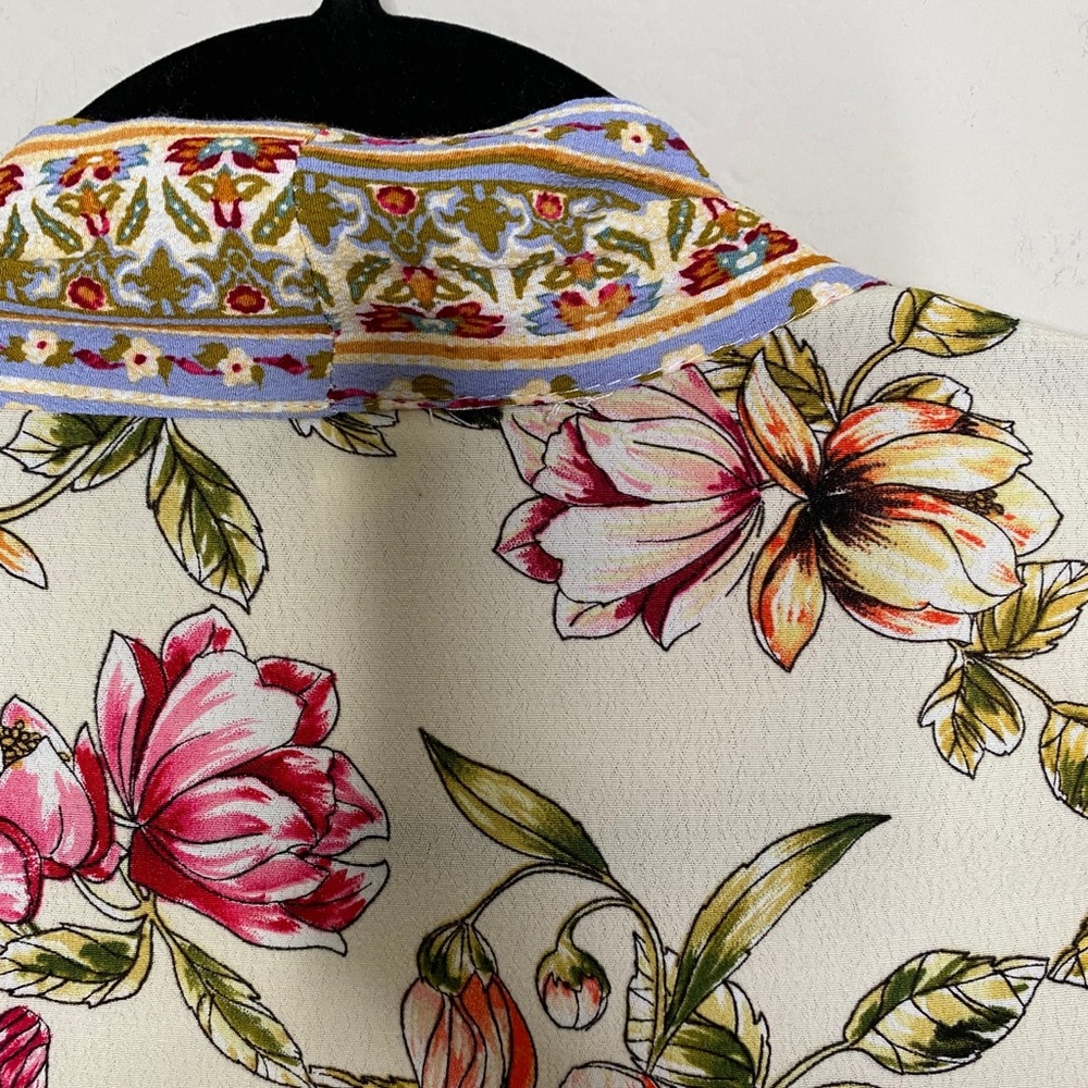 EUC! Anthro Floral Kimono OS - Picture 9 of 11